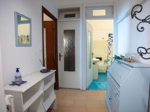 24027026-Appartement-4-Sanremo-300x225-3