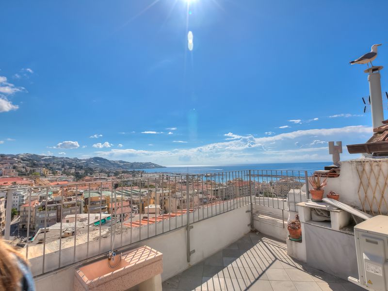 24038696-Appartement-4-Sanremo-800x600-1