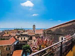 24038700-Appartement-6-Sanremo-300x225-0