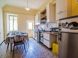 24038700-Appartement-6-Sanremo-300x225-5