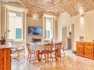 24047566-Appartement-4-Sanremo-300x225-0