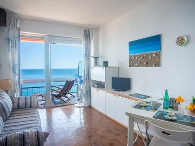Wohn- und Esszimmer