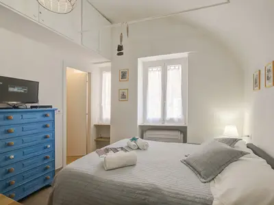 Schlafsofa (Schlafbereich für Studio)