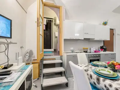 Küche und Essbereich