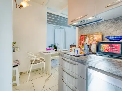 Küche und Essbereich