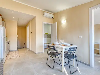 Küche und Essbereich