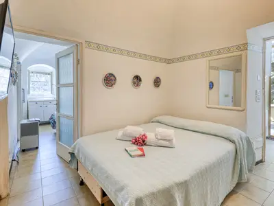 Schlafsofa (Schlafbereich für Studio)