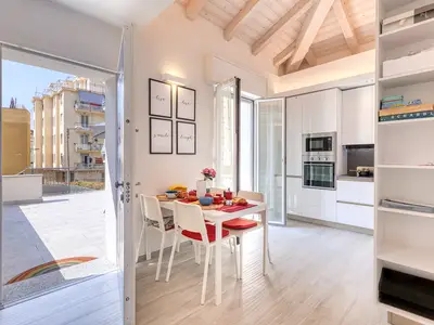 Küche und Essbereich