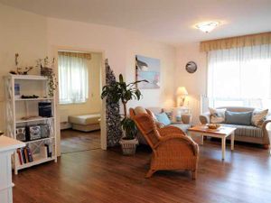 21857929-Appartement-5-Sassnitz-300x225-1