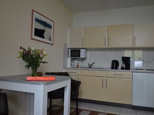 23074595-Appartement-2-Sassnitz-300x225-3