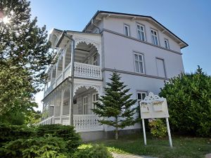 21795815-Appartement-2-Sassnitz-300x225-1