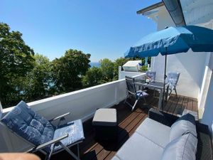 23891366-Appartement-3-Sassnitz-300x225-3