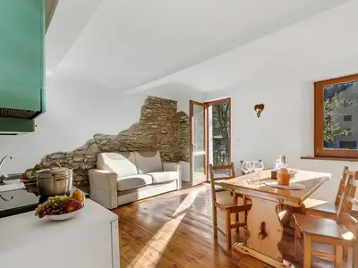 Küche und Essbereich