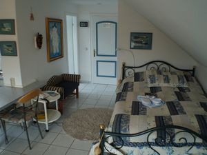 22369811-Appartement-2-Scharbeutz-300x225-5