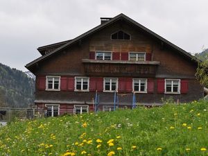 23562354-Appartement-6-Schnepfau-300x225-0