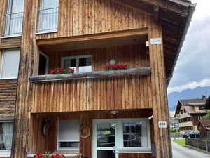 23318711-Appartement-4-Schoppernau-300x225-0