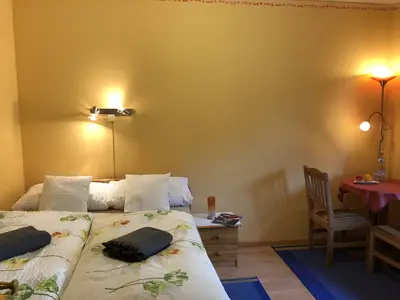 Photo, INSIDE, OUTSIDE