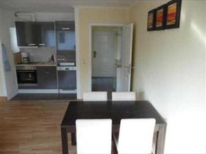 23479008-Appartement-4-Seeshaupt-300x225-4