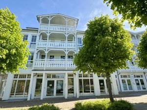 23922844-Appartement-3-Sellin (Ostseebad)-300x225-0