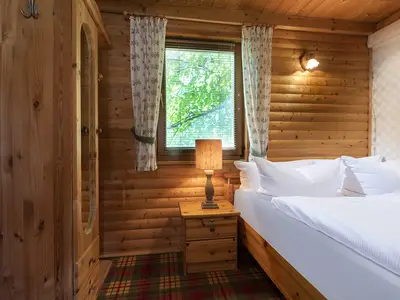 Schlafkammer mit 1,40 m breiten Bett