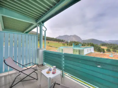 Balkon mit Bergblick
