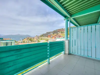 Balkon mit Bergblick