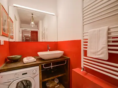 Badezimmer mit Dusche