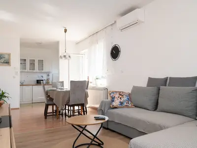Wohn- und Esszimmer