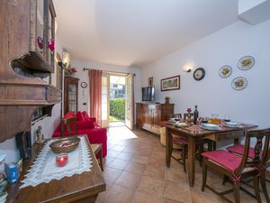 23706402-Appartement-3-Sirmione-300x225-0