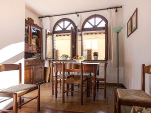 23707897-Appartement-5-Spello-300x225-3