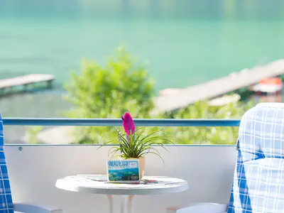 Balkon mit Seeblick