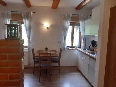 Apartment Rastberg Küche-Essbereich