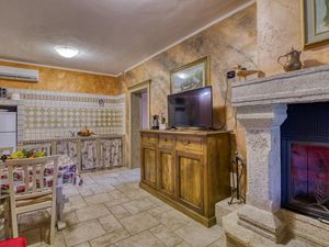 23706967-Appartement-4--300x225-2