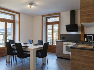 23708090-Appartement-5--300x225-2