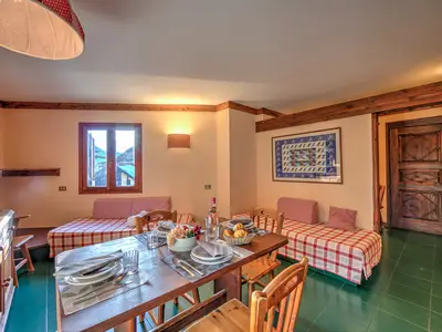 Wohn- und Esszimmer