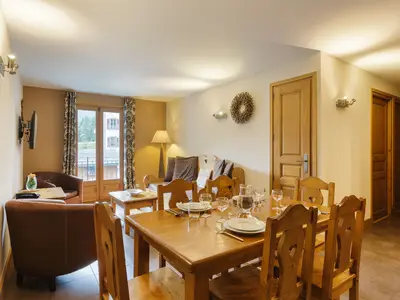 Wohn- und Esszimmer