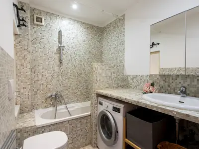 Badezimmer mit Badewanne