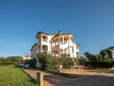 Gebäude