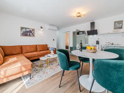 Wohn- und Esszimmer