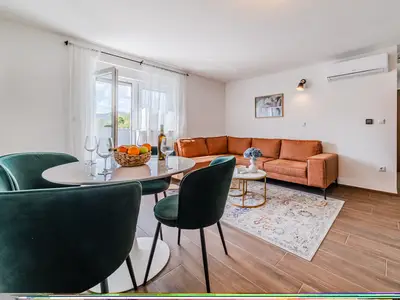 Wohn- und Esszimmer