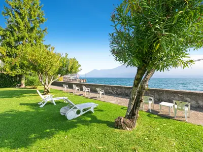 Gemeinsamer Garten am See