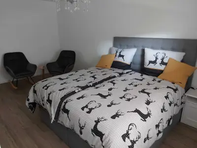 Schlafzimmer 2