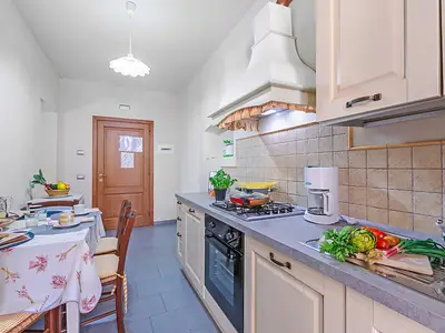 Küche und Essbereich