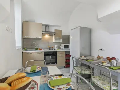 Küche und Essbereich