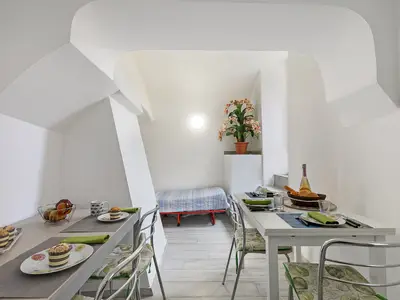 Küche und Essbereich