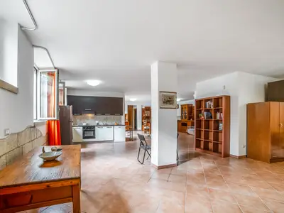 Küche und Essbereich