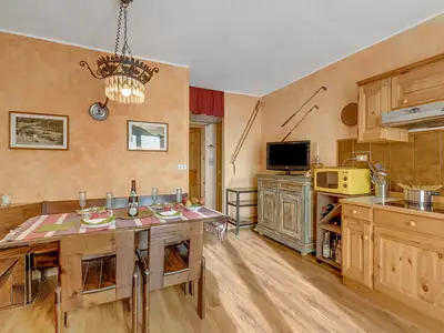 Küche und Essbereich