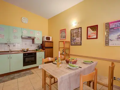 Küche und Essbereich