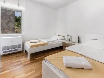 Zweites Schlafzimmer