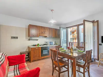 Küche und Essbereich